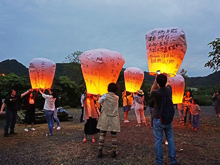 台湾のランタン飛ばしって？