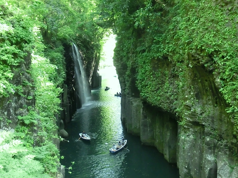 photo1