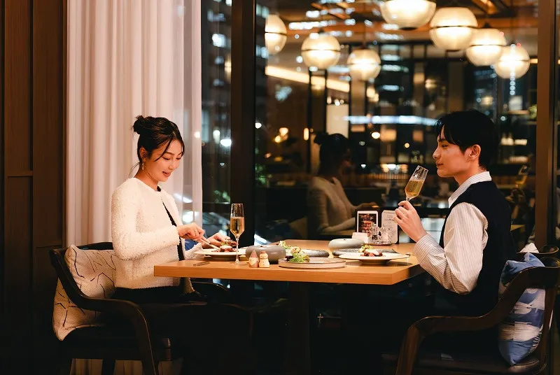 「パシフィック・テーブル」でディナービュッフー