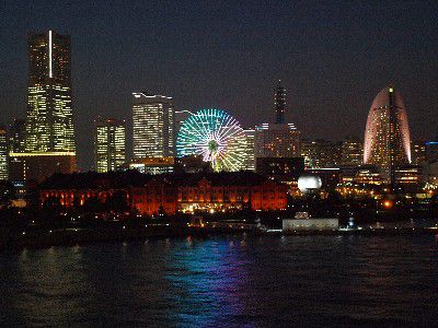 山下公園19 00発 港町 ヨコハマの夜景スポットの新名所 旅プラスワン