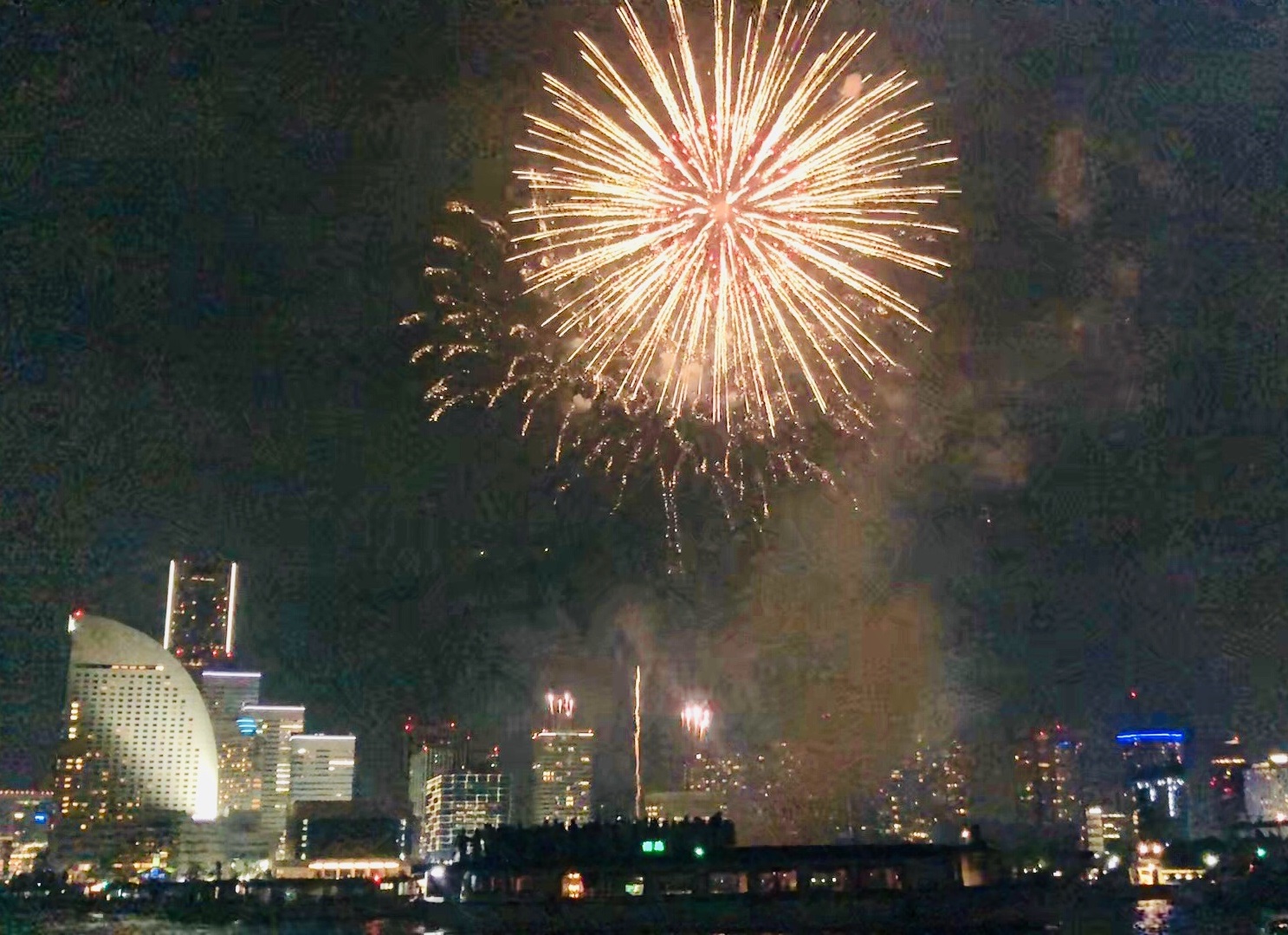 神奈川 花火大会鑑賞ツアー クルーズ特集22 旅プラスワン