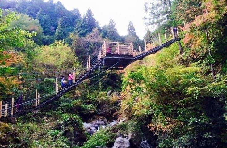 山梨の秘境！大柳川渓谷ハイキング　嬉しい温泉入浴付