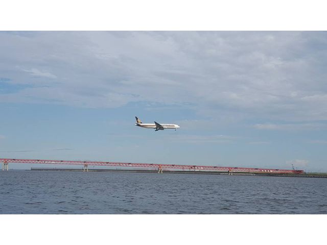 【東京・貸切クルーズ】ちょっと長くセレブ気分♪羽田沖までのんびりと3時間クルージング