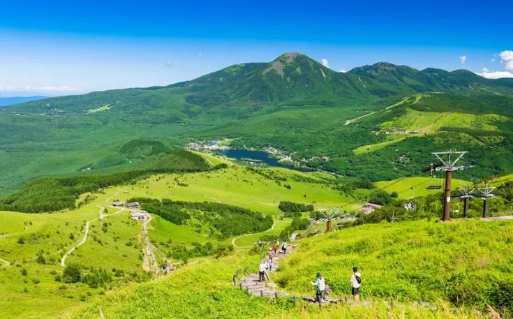 ＜新宿発・西船橋発＞ 天空の楽園♪涼風の霧ヶ峰ビーナスライン と 標高1925ｍ 車山高原展望リフトで絶景の空中散歩