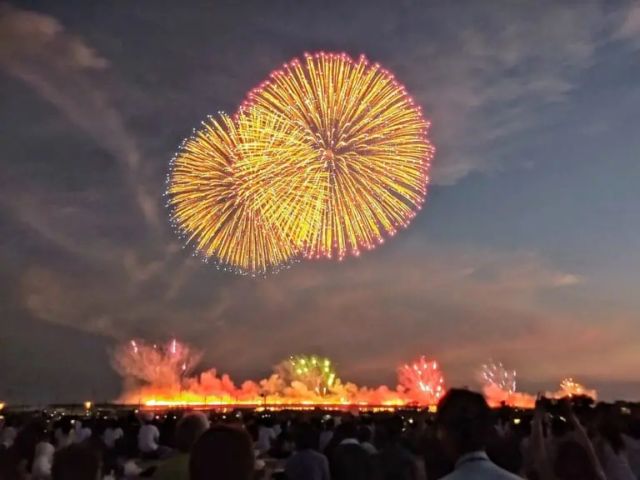5/24（土）、5/25（日）開催★東京港（お台場周辺） ナイトクルーズ＆花火大会クルーズ♪　オープンボードでダイナミックナイトな花火を楽しもう！