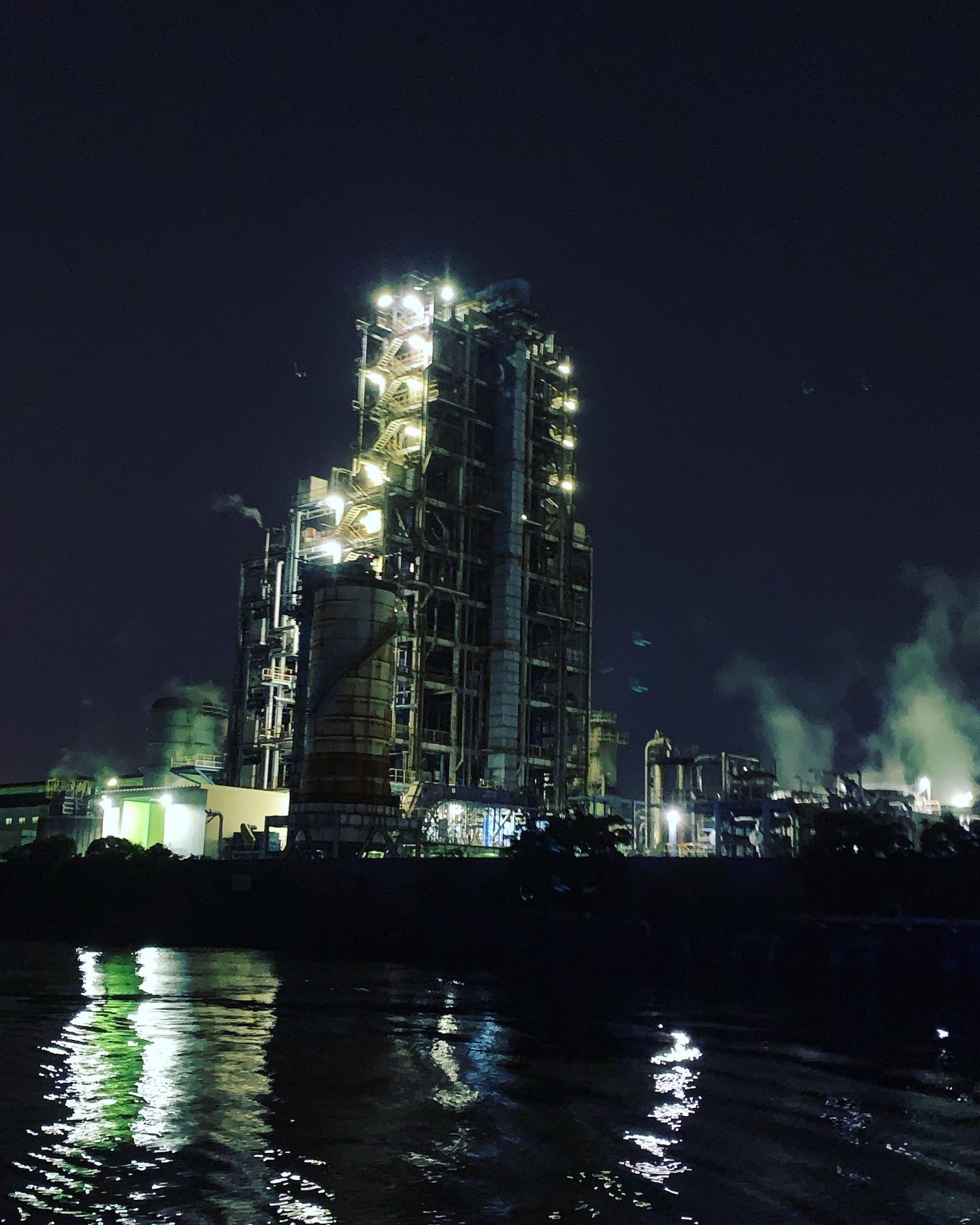 10名様以上〜大人気の工場夜景『貸切り』ナイトクルーズ♪船内エアコンも完備です★