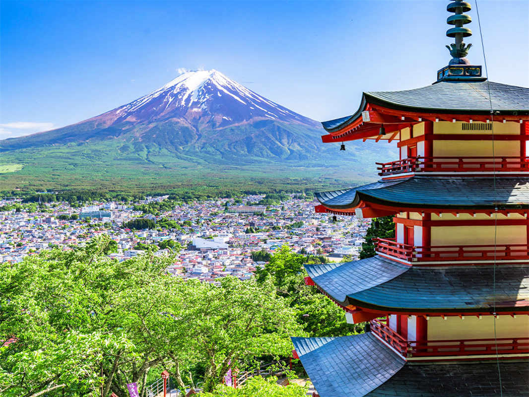 富士山五合目＆忍野八海＆温泉日帰りツアー