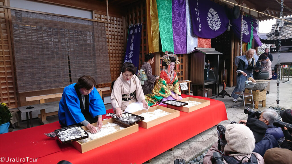 【2月3日限定！】開運・厄除け！京都の節分体験 ～舞妓と鬼と豆まきと、、ぜんざいも！～