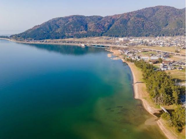 【萩の浜ビーチで癒しサイクリング♪】同行者付きで安心!びわ湖を前に“何もしない贅沢”を。女子旅&ゆるアウトドア派におすすめ♪
