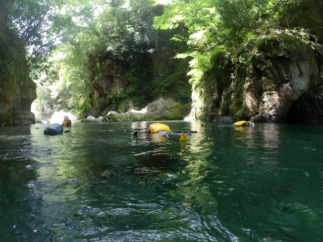 【奈良/川上村/キャニオニング】初めての方におススメ！夏限定川のアトラクション！キャニオニング満喫ツアー☆