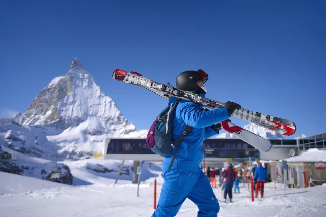 【和歌山発｜夜行便】宿泊プラン3日間　志賀高原　一の瀬ファミリースキー場　スキー＆スノーボードツアー【往復バス+宿泊１泊＋夕朝食付き】