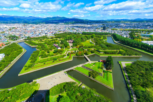 【札幌発着】夜景と歴史にときめく函館1泊2日ツアー ～函館山、五稜郭公園、函館朝市、金森赤レンガ倉庫、開拓の村～