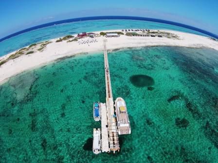 Nagannu島無人島當天來回海水浴