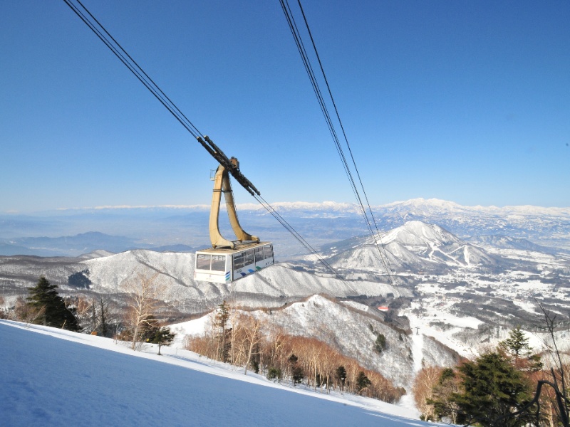 夜発・往復スキーバス現地1泊プラン　≪竜王スキーパーク／竜王プリンスホテル≫★リフト券2日券付
