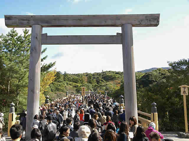 【大阪発】伊勢神宮完全制覇＆縁結びスポット巡り日帰りバスツアー