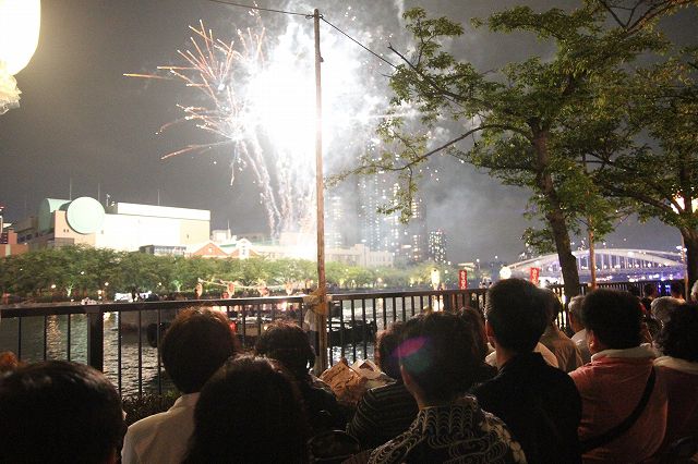 大阪天神祭奉納花火