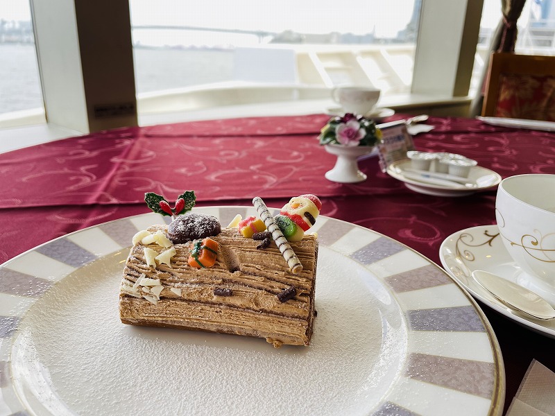 乾杯用グラスシャンパン