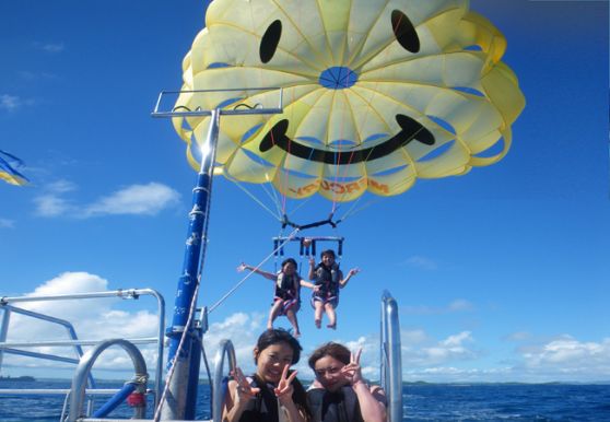 Uruma City departure! Parasailing!