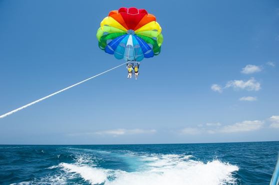 Parasailing / Okinawa Chatan