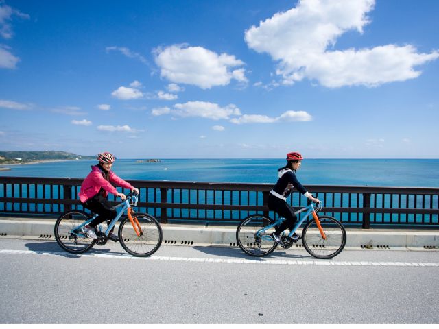 海中道路と4つの離島（平安座島・浜比嘉島・宮城島・伊計島）を絶景サイクリング！