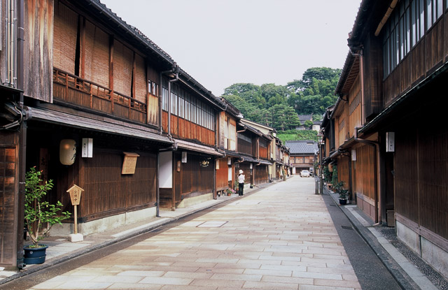 photo1