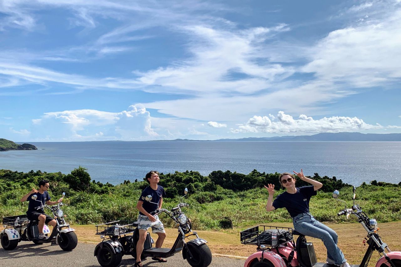 【沖縄・石垣島】電動三輪バイク・EVトライクと行く！ガイド付き映えスポットめぐり