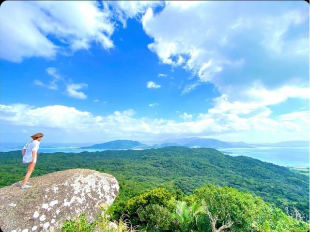 【沖縄・石垣島】海だけじゃない！トライクと行く屋良部岳トレッキング奇跡の岩「トロルの舌」から360度パノラマビュー！