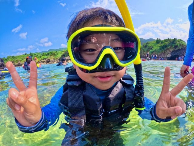 【石垣島・半日/青の洞窟シュノーケリング】ウミガメと感動の大接近!初心者も安心♪機材・送迎無料&写真プレゼント!☆ 当日予約・直前予約・早期予約歓迎