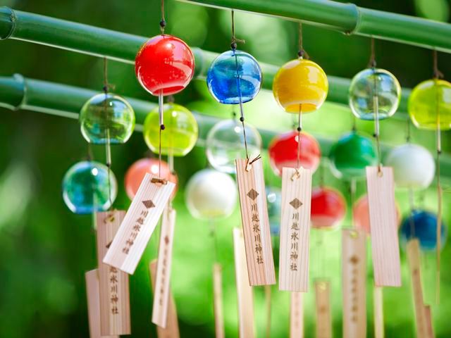 <メッツァ北欧花火2025>川越氷川神社「縁結び風鈴」＆小江戸川越＆ムーミンバレーパークでハヤシライスの夕食付