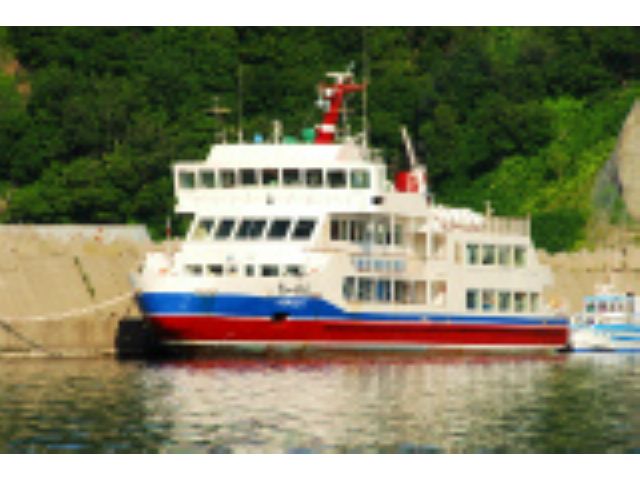 知床観光船　おーろら【秘境知床岬航路】