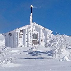 Chill and enjoy Nayoro's powder snow!