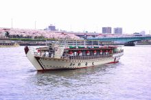 屋形船遊船